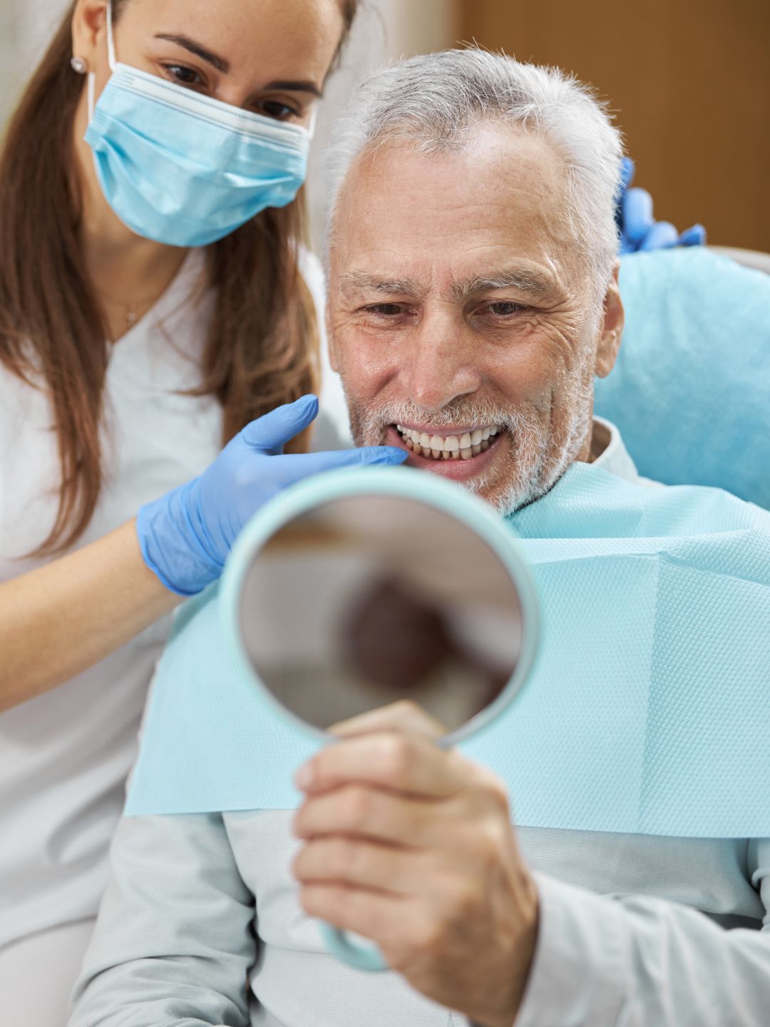 O implante dentário é uma das soluções mais seguras e eficazes para quem deseja restaurar dentes perdidos.
